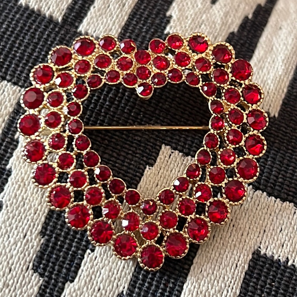 Vintage MONET RUBY RED CRYSTAL Large HEART BROOCH